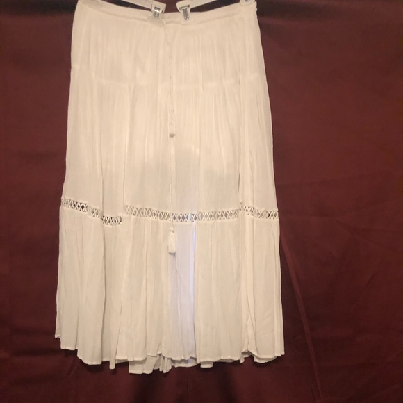 GAP Dresses & Skirts - - Gap skirt Size XL